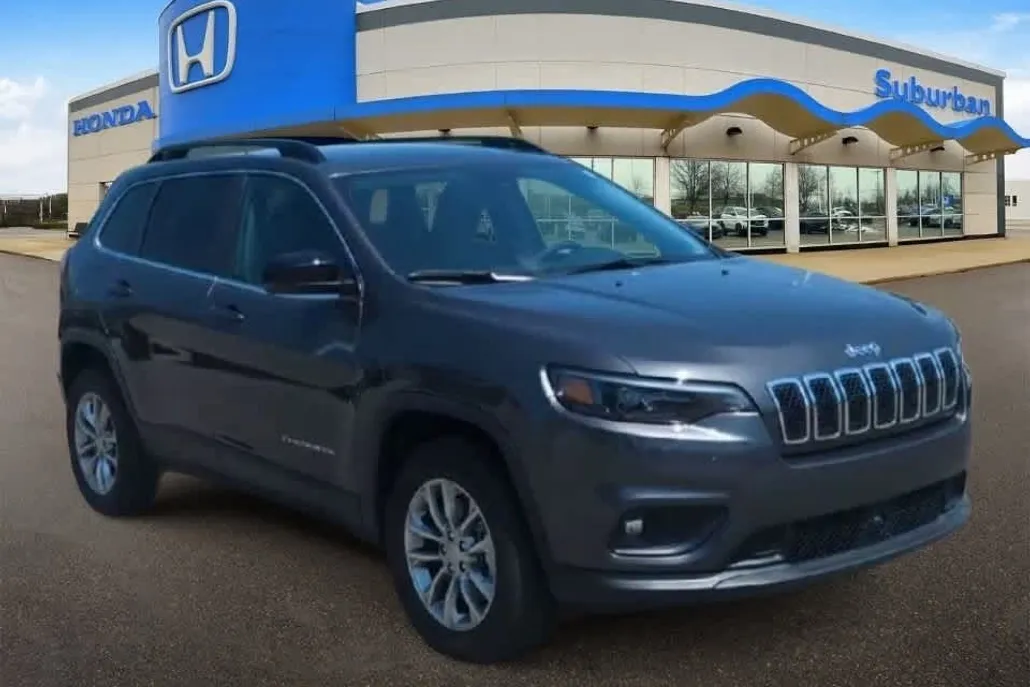 2022 Jeep Cherokee Latitude Lux photo 1