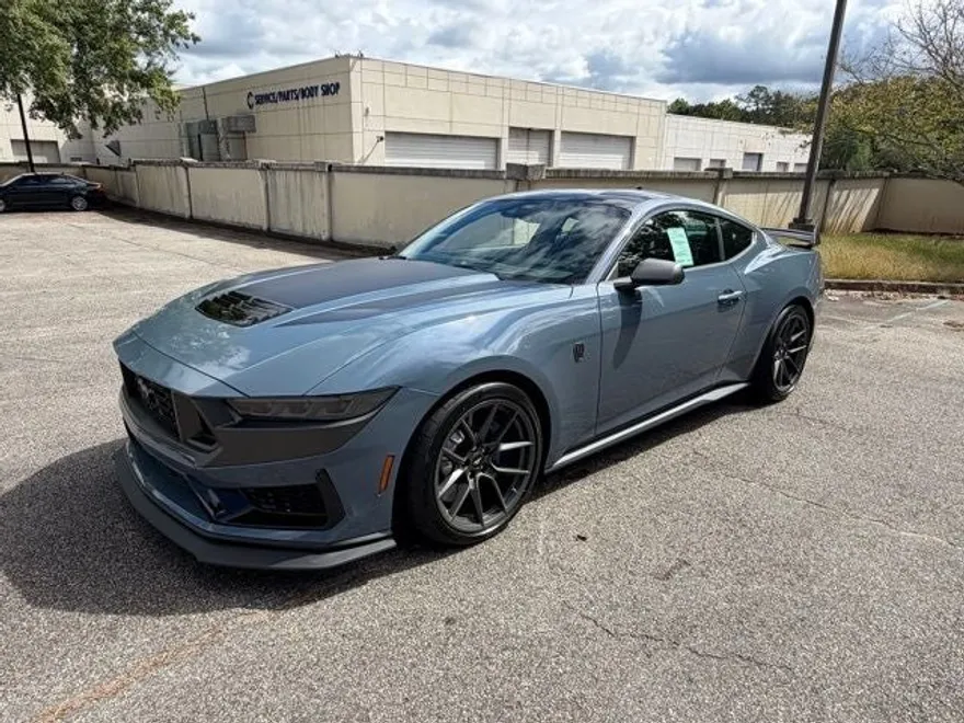 2025 Ford Mustang Dark Horse Premium photo 1
