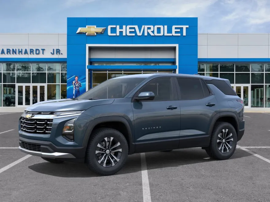 2026 Chevrolet Equinox LT photo 1