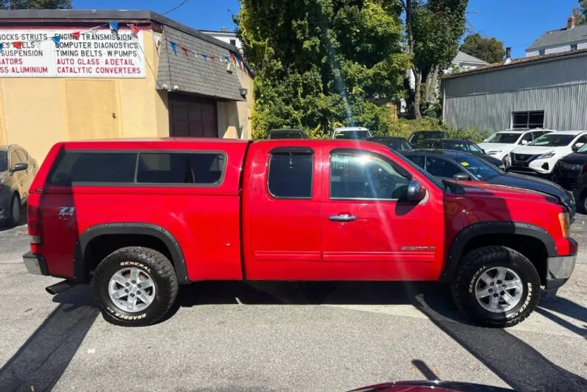 2010 Gmc Sierra 1500 SLE photo 1