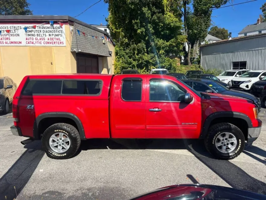 2010 Gmc Sierra 1500 SLE photo 1