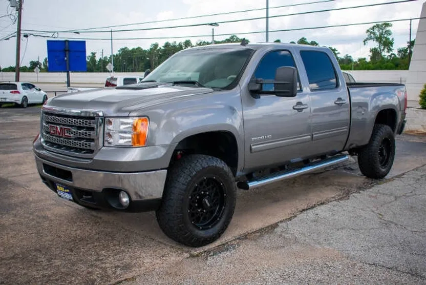 2012 Gmc Sierra SLT photo 1