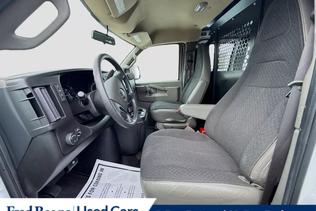 2023 Gmc Savana Cargo 2500 photo 1