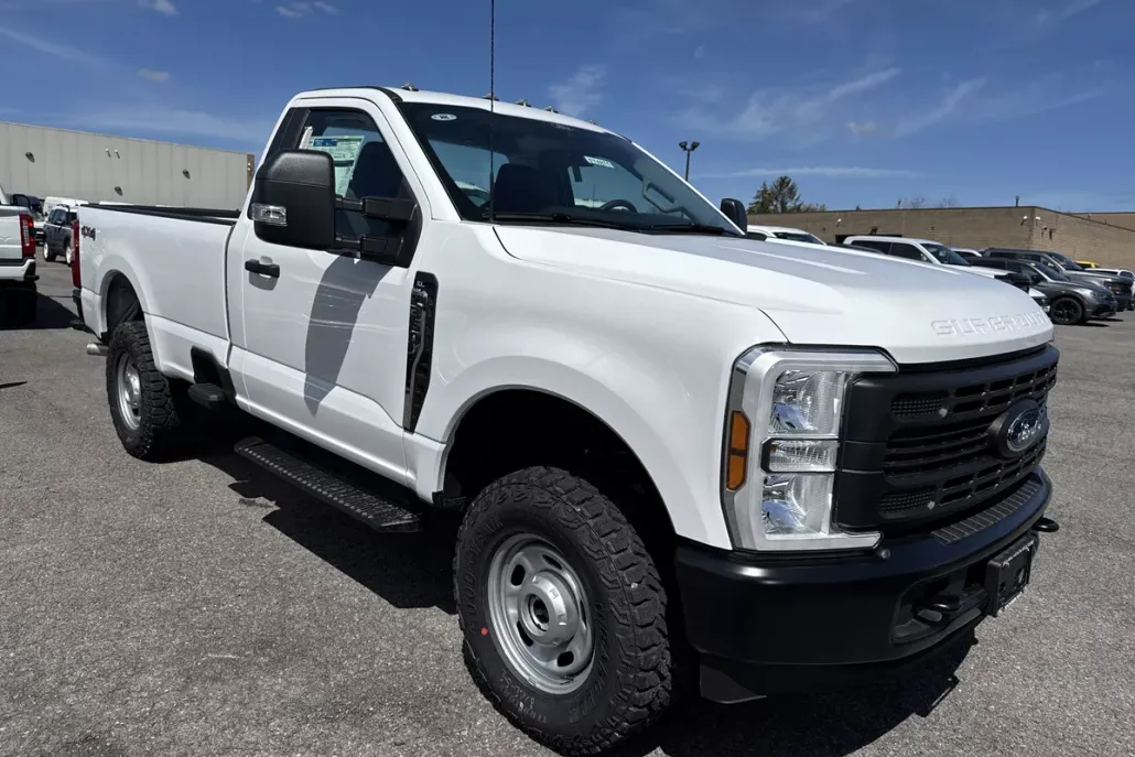 2025 Ford F-350 photo 1