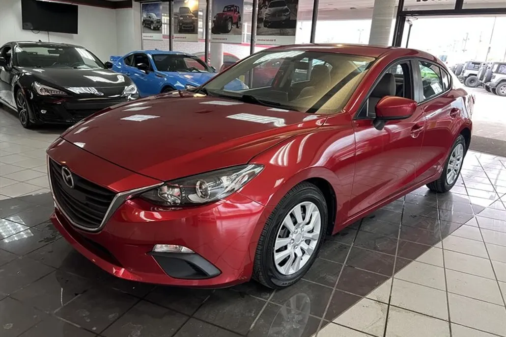 2015 Mazda Mazda3 i Sport Sedan photo 1