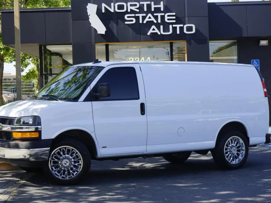2021 Chevrolet Express Cargo Van photo 1