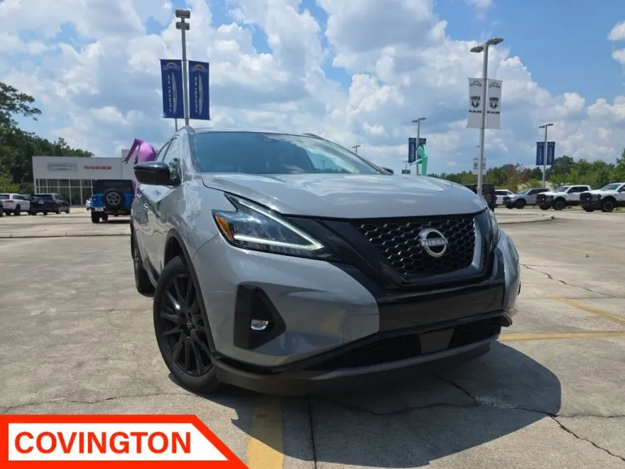 2023 Nissan Murano SV photo 1