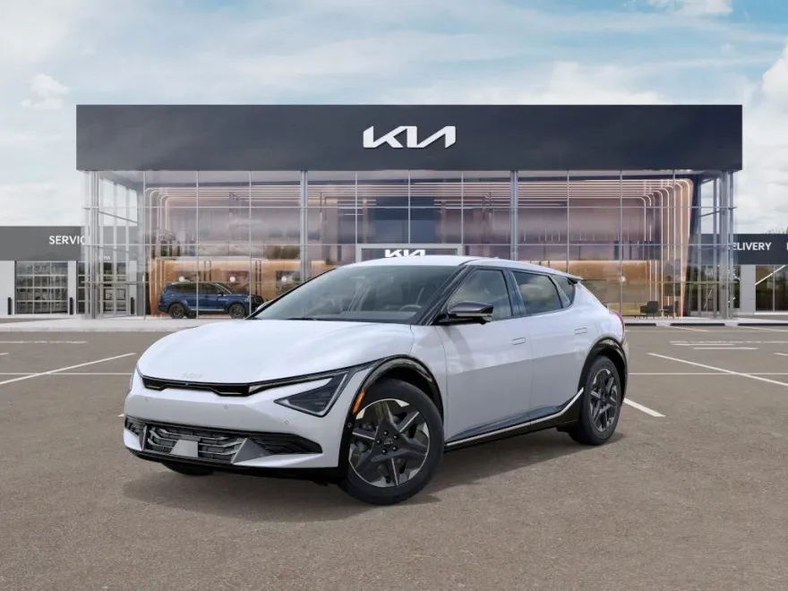 2025 Kia EV6 Light photo 1