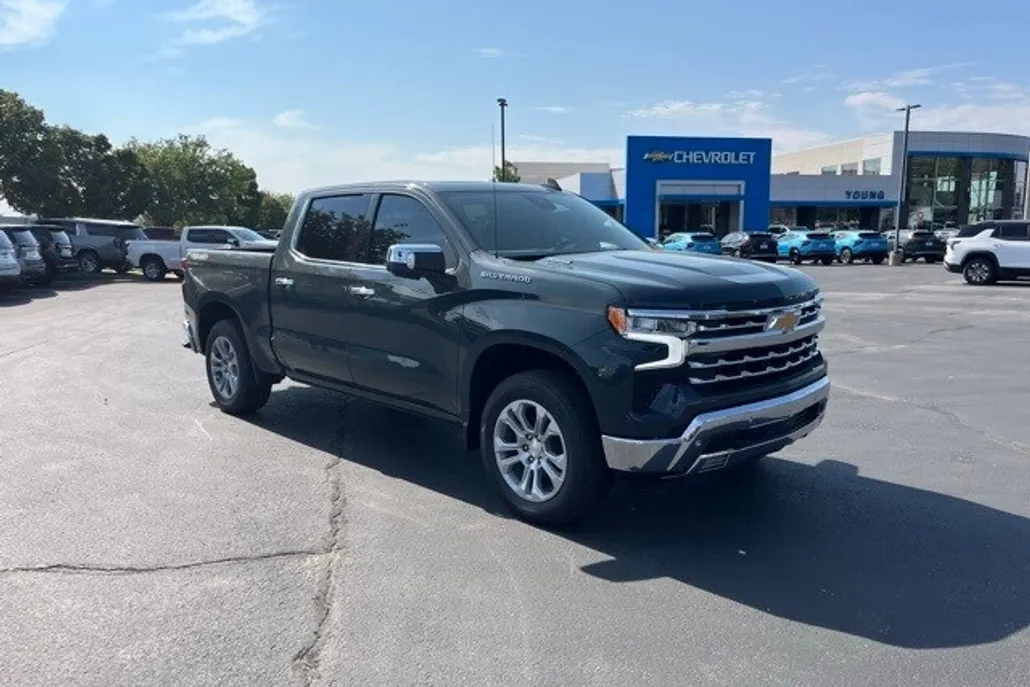 2026 Chevrolet Silverado 1500 LTZ photo 1