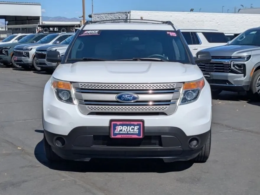 2015 Ford Explorer Base photo 1