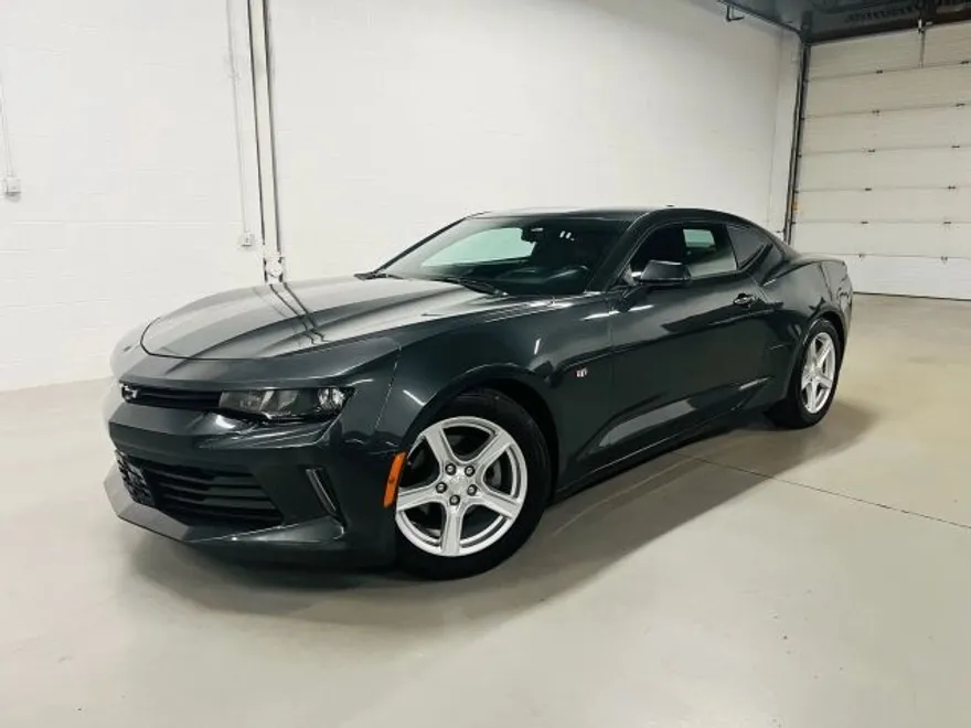 2018 Chevrolet Camaro LS Coupe photo 1
