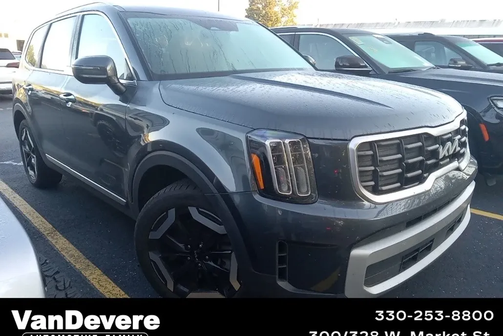 2023 Kia Telluride S photo 1
