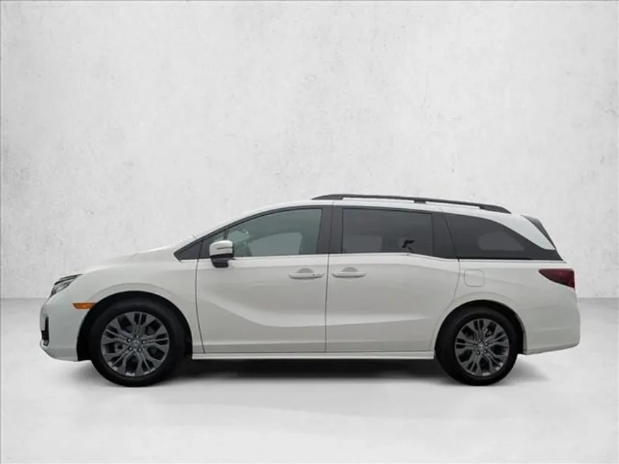 2025 Honda Odyssey Touring photo 1