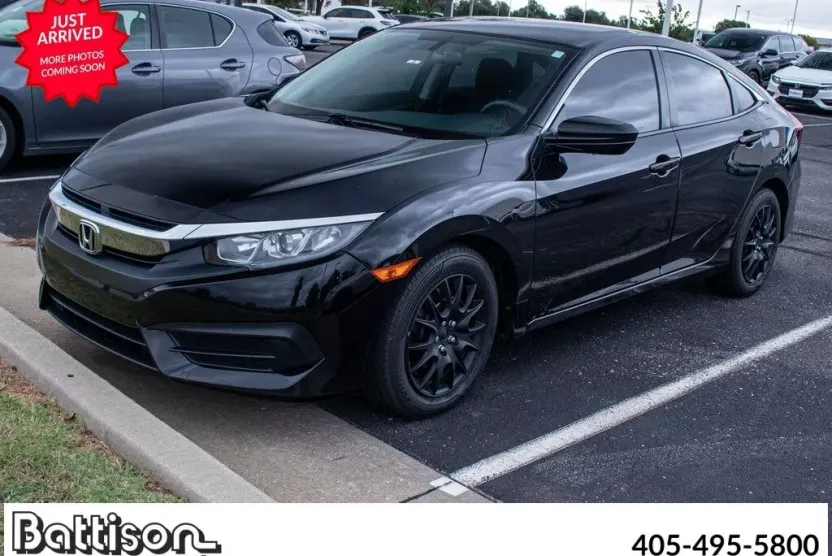 2018 Honda Civic LX photo 1