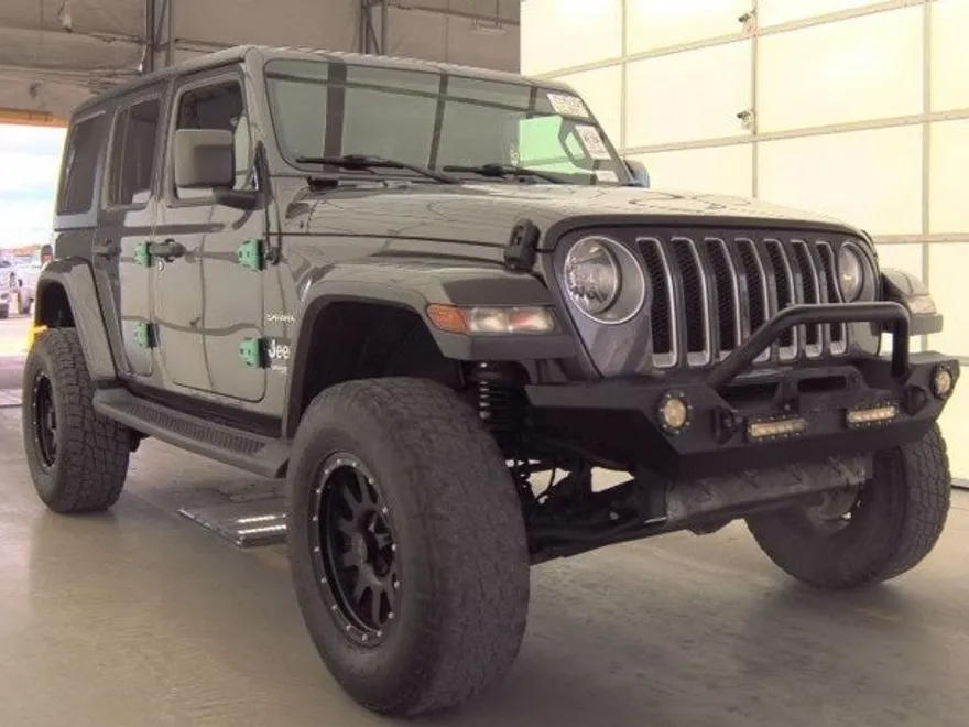 2018 Jeep Wrangler Unlimited Sahara photo 1