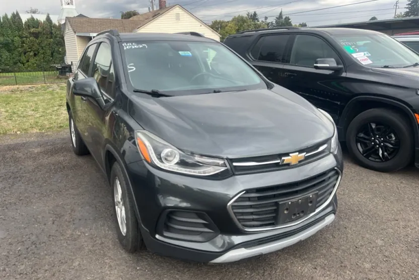 2018 Chevrolet Trax LT photo 1