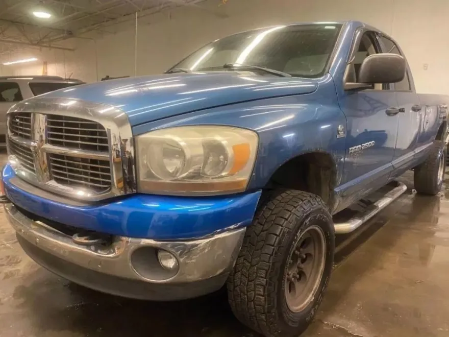 2006 Dodge Ram SLT photo 1