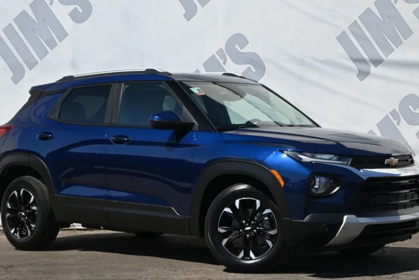 2022 Chevrolet Trailblazer LT photo 1