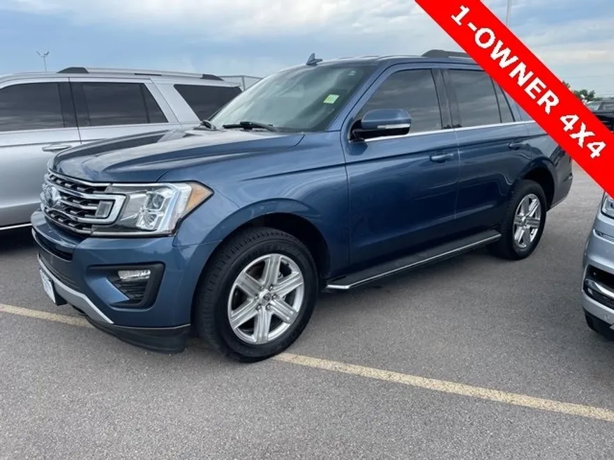 2019 Ford Expedition XLT photo 1