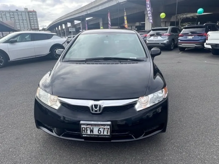 2010 Honda Civic LX photo 1