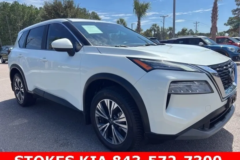 2023 Nissan Rogue SV photo 1