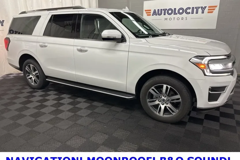 2023 Ford Expedition MAX Limited photo 1