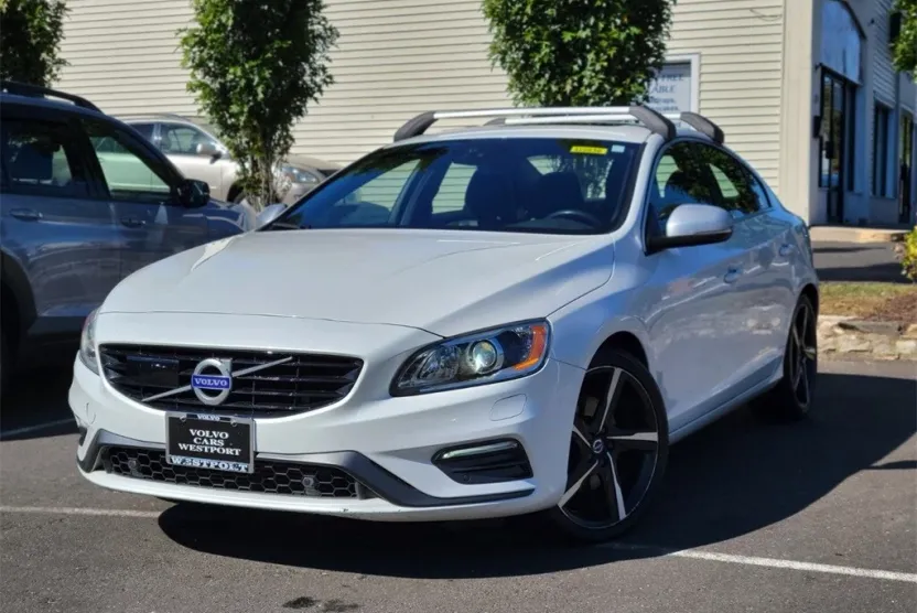 2016 Volvo S60 Polestar photo 1
