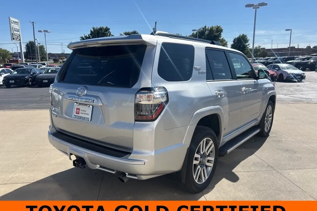 2022 Toyota 4Runner TRD Sport photo 1