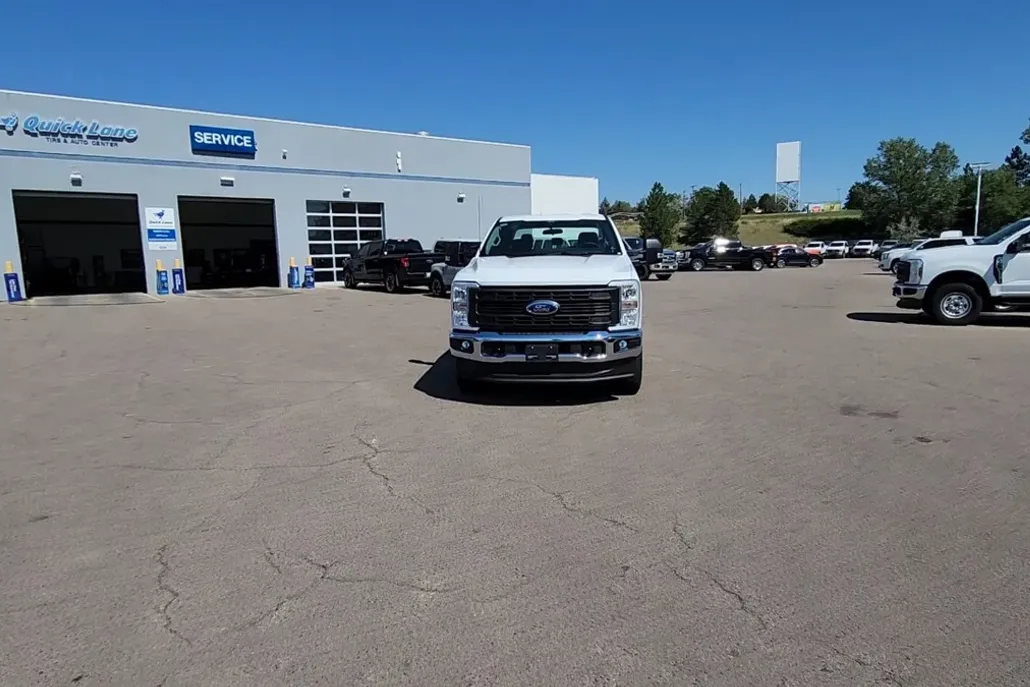 2025 Ford F-250 XL photo 1