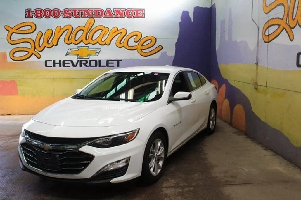 2022 Chevrolet Malibu 1LT photo 1
