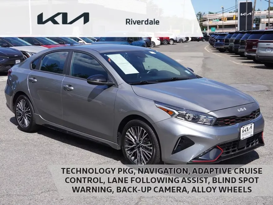 2023 Kia Forte GT-Line photo 1