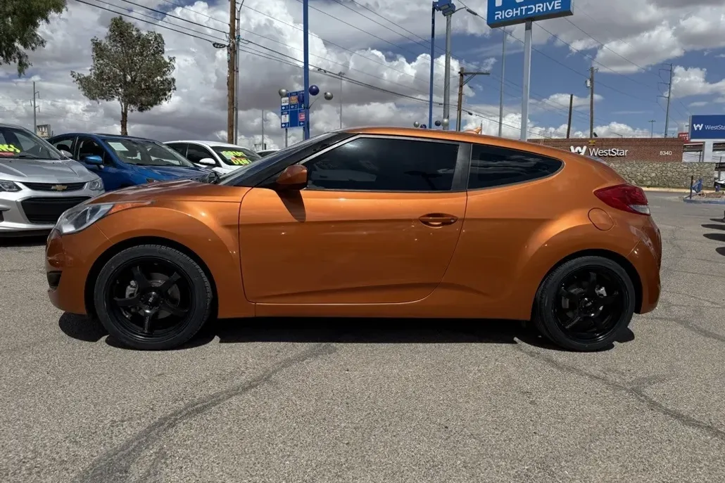 2016 Hyundai Veloster Turbo R-Spec Rally Edition photo 1