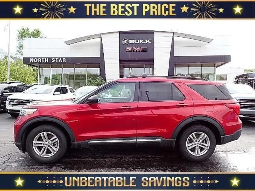 2021 Ford Explorer XLT photo 1