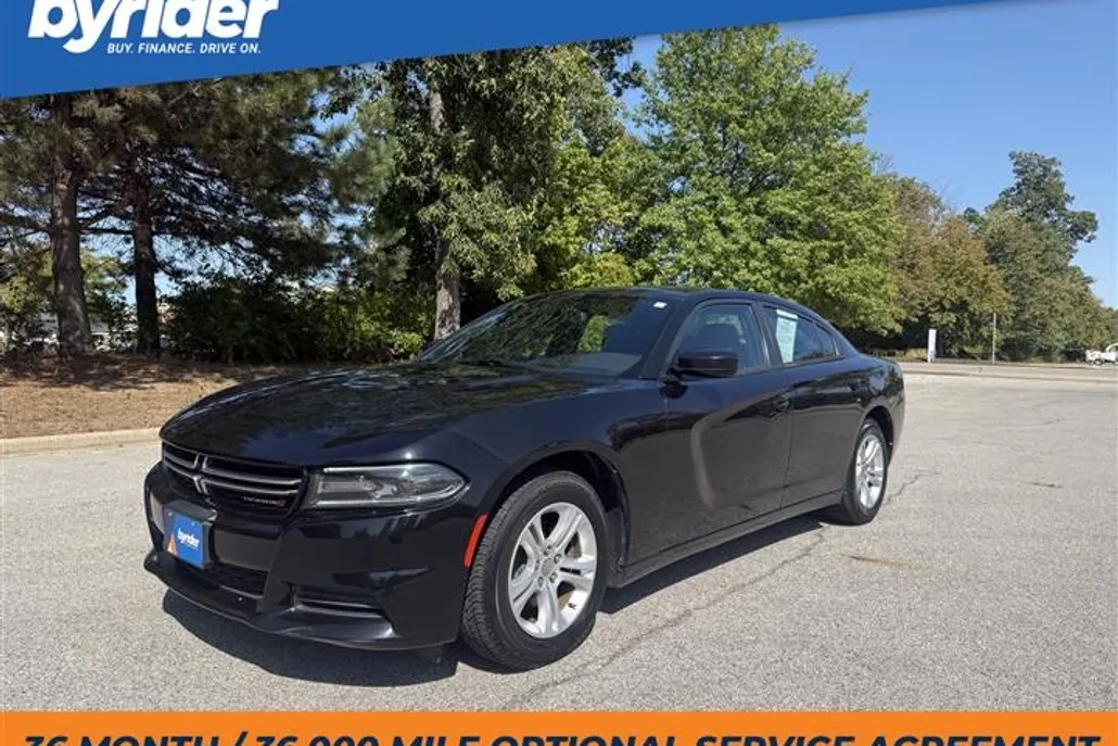 2015 Dodge Charger SE photo 1