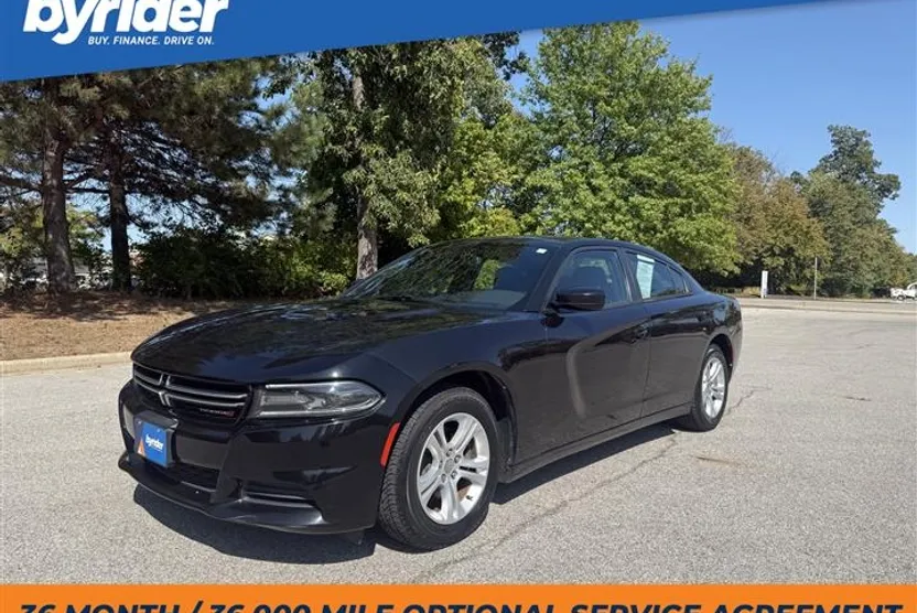 2015 Dodge Charger SE photo 1