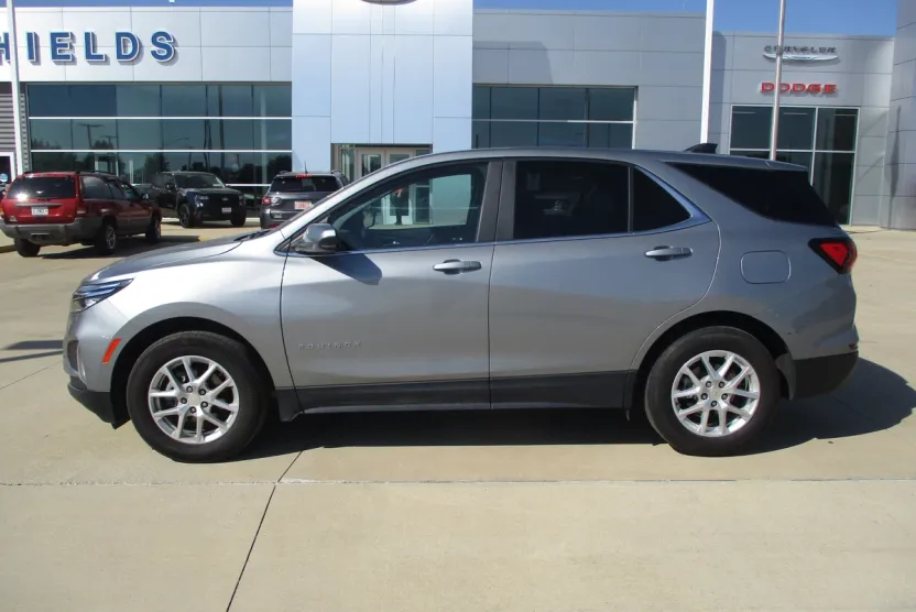 2023 Chevrolet Equinox photo 1