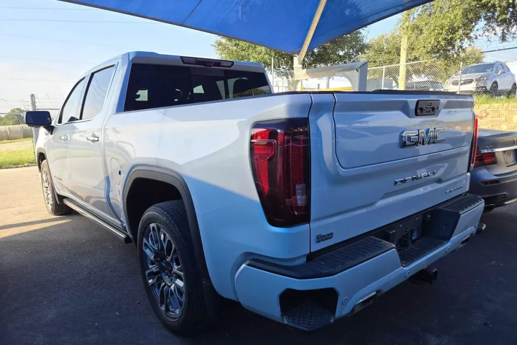 2023 Gmc Sierra 1500 Denali Ultimate photo 1