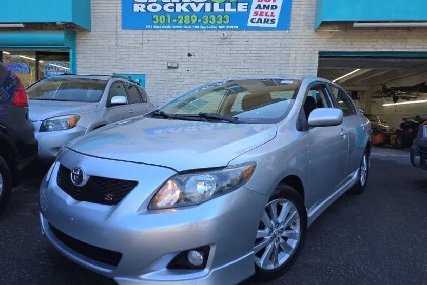 2009 Toyota Corolla S photo 1