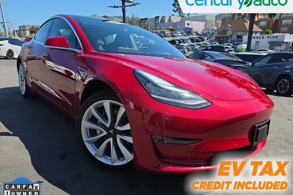2019 Tesla Model 3 Standard Range Plus photo 1