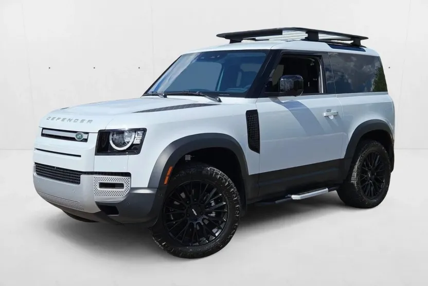 2022 Land Rover Defender S photo 1