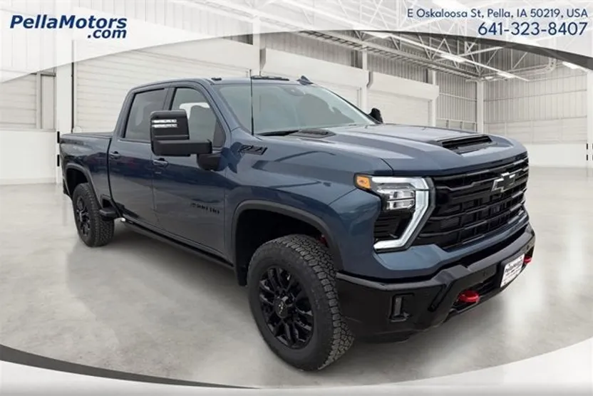 2025 Chevrolet Silverado 2500HD LTZ photo 1