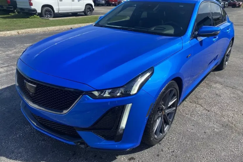 2024 Cadillac CT5 V photo 1