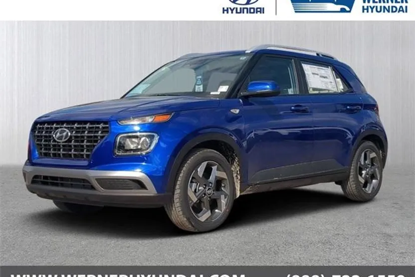 2025 Hyundai Venue SEL photo 1