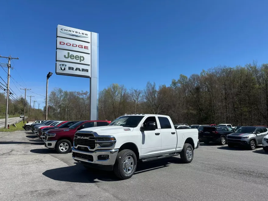 2025 Ram 2500 Tradesman photo 1