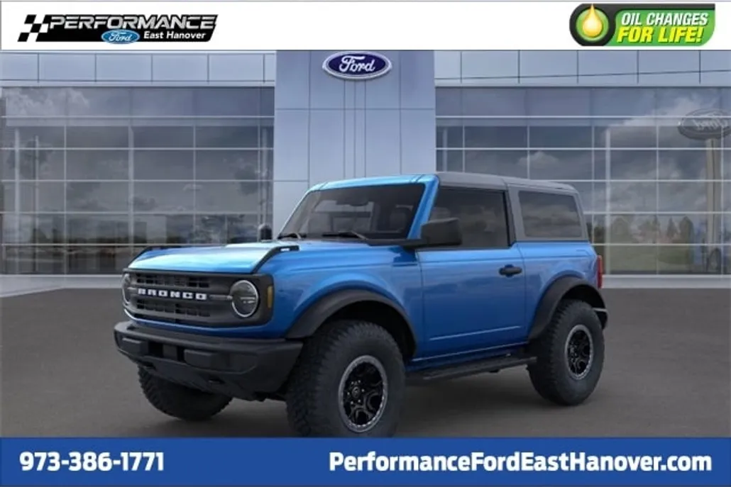 2025 Ford Bronco Base photo 1