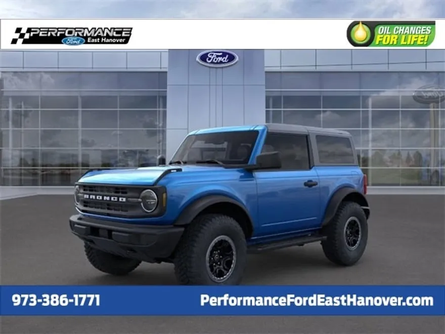 2025 Ford Bronco Base photo 1
