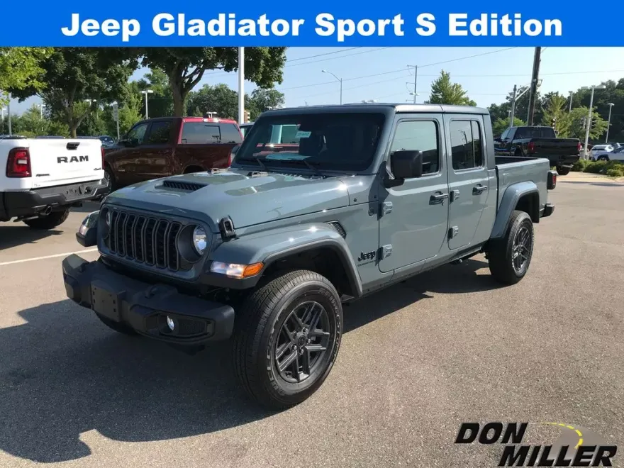 2025 Jeep Gladiator Sport photo 1