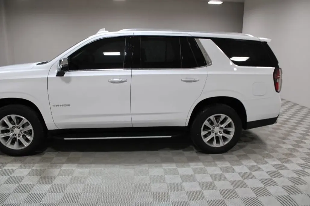 2021 Chevrolet Tahoe Premier photo 1