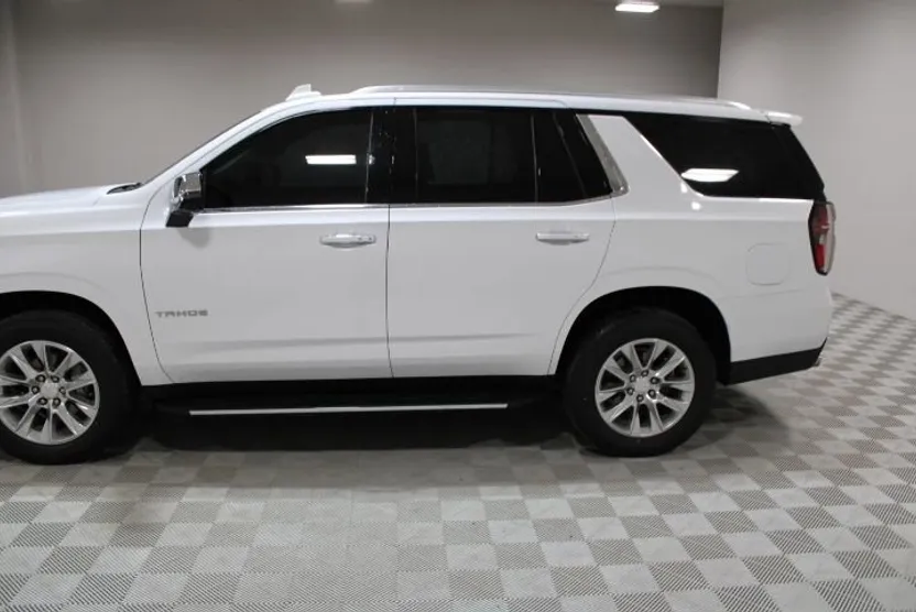 2021 Chevrolet Tahoe Premier photo 1