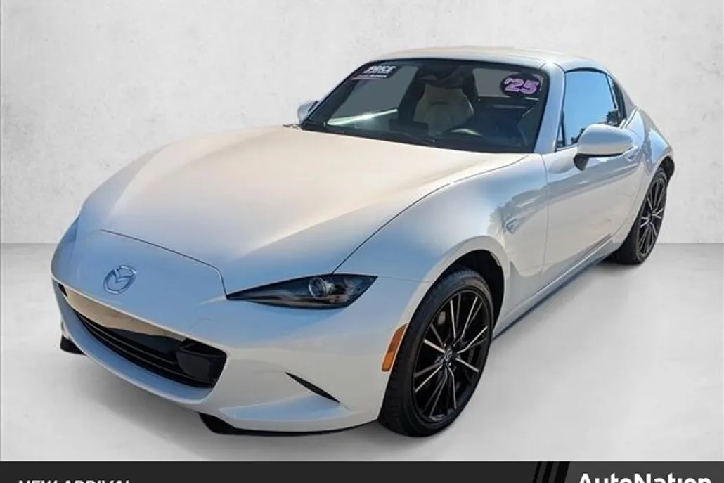 2025 Mazda MX-5 Miata Miata RF Grand Touring photo 1